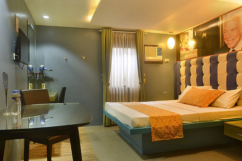 Icon Hotel Manilla Buitenkant foto