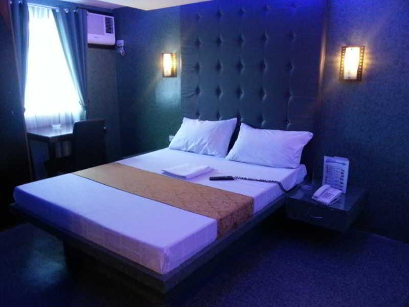 Icon Hotel Manilla Buitenkant foto