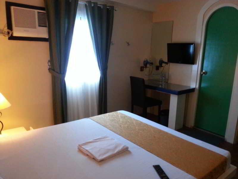 Icon Hotel Manilla Buitenkant foto