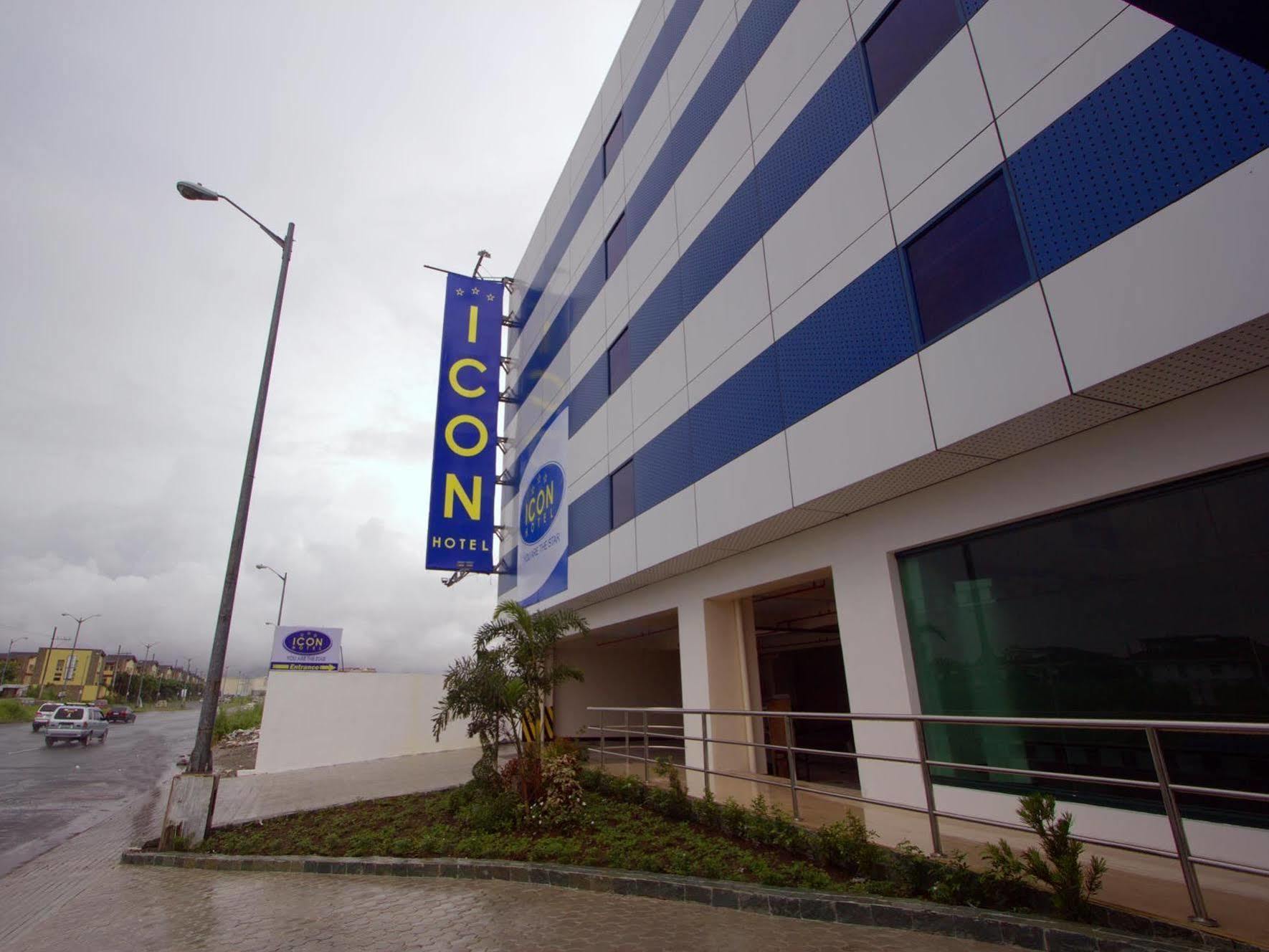 Icon Hotel Manilla Buitenkant foto