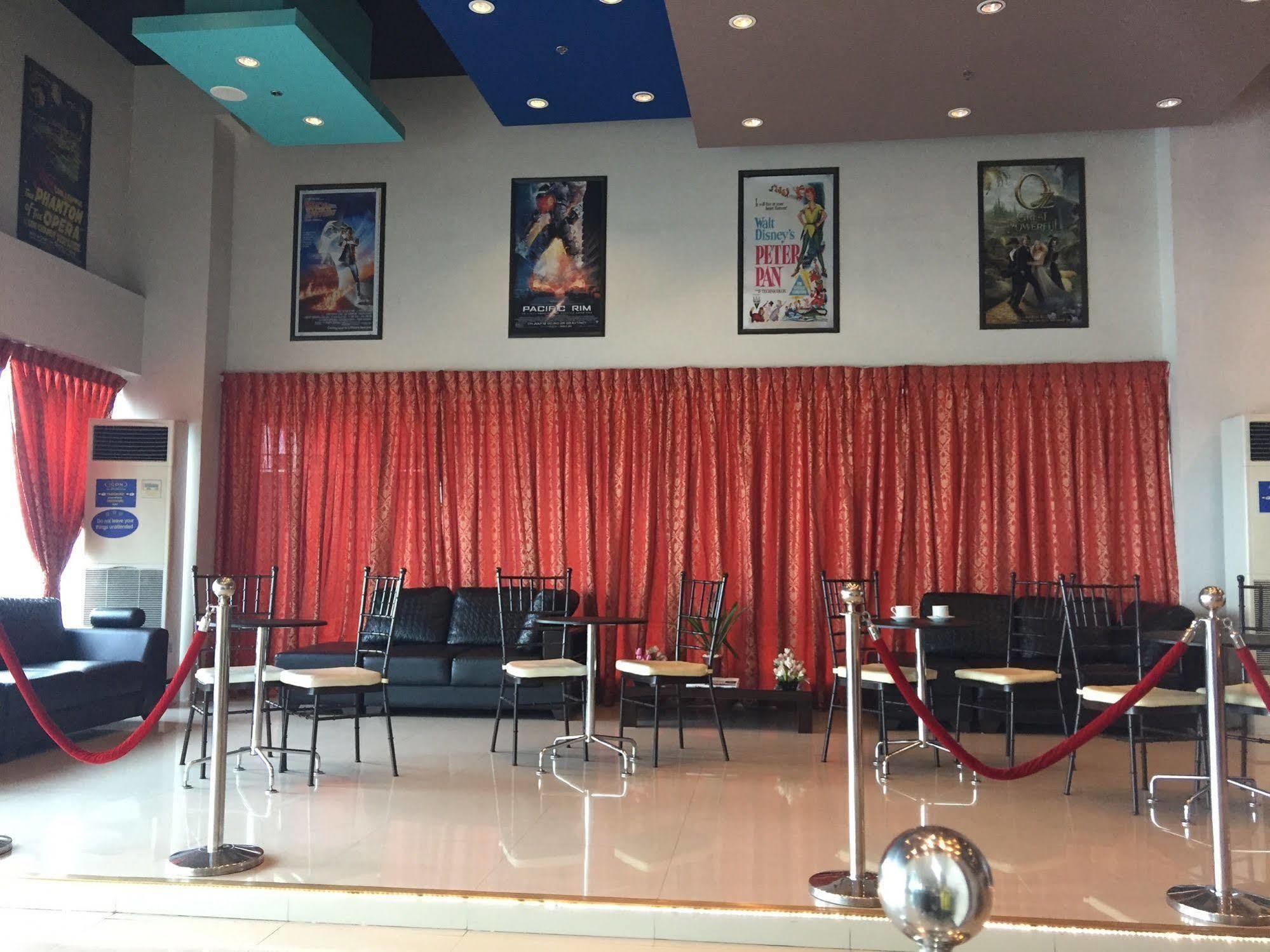 Icon Hotel Manilla Buitenkant foto