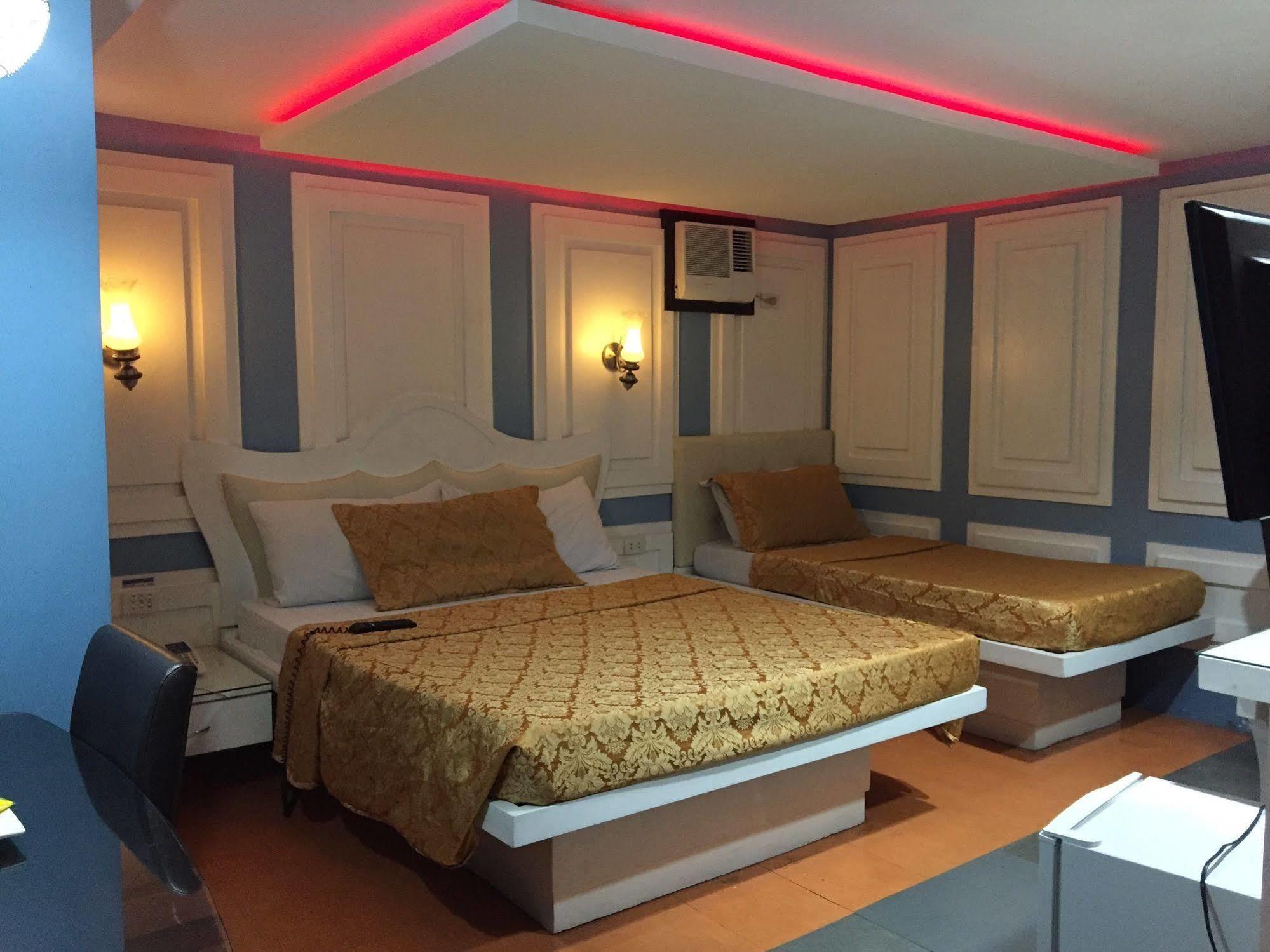 Icon Hotel Manilla Buitenkant foto